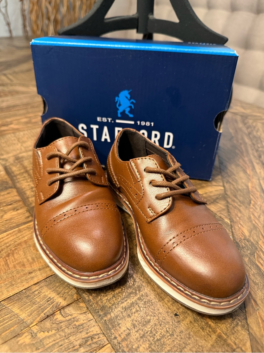 Stafford Lil Cooper Boys Brown Cap Toe Oxford Dress Shoes Size 9M With Box